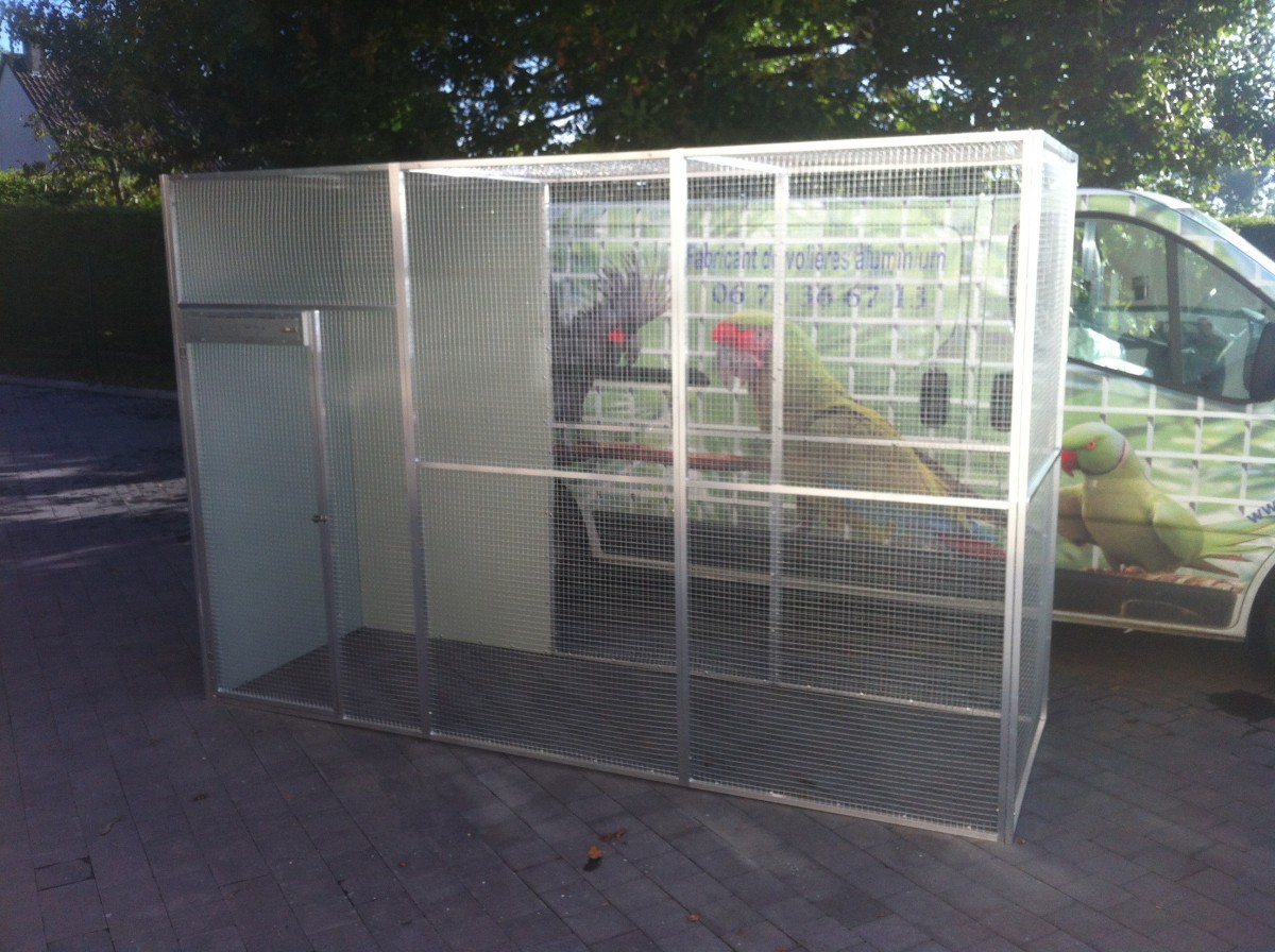  hauteur 2m / largeur 1m / longueur 3m 